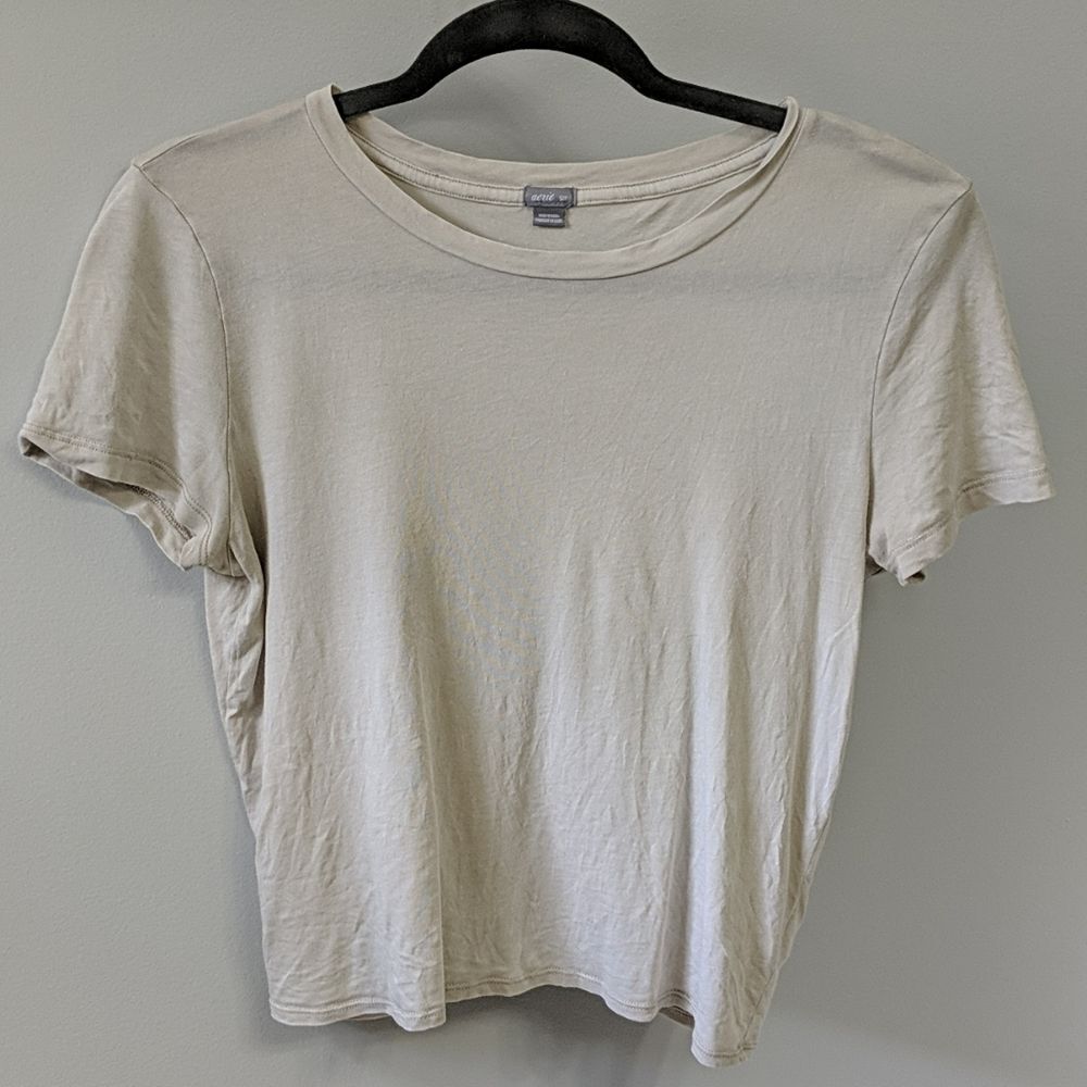 Aerie tie tee